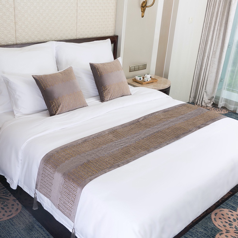 Hotel Bed Runner Scarf Modern Bed Throws for Foot of Bed Red Decorative