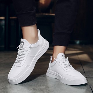 White low cut on sale sneakers