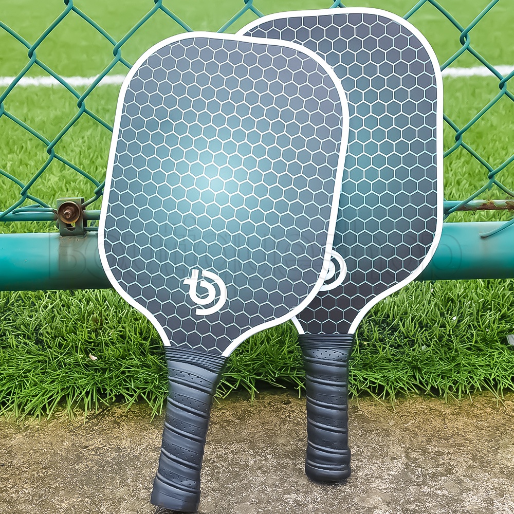 Professional Competition Pickle Balls Bats / Carbon Fiber Surface PEAK