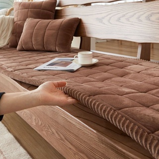 45 X 45 Cushion Insert - Best Price in Singapore - Jan 2024