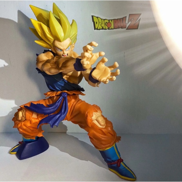 Goku Action Figure "Ascended Super Saiyan" Kamehameha Ark Cell