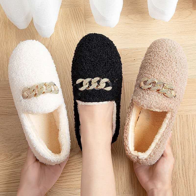 Fur hot sale flat slippers