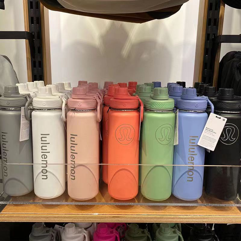 24oz lululemon bottle Vacuum stainless steel thermos Portable yoga fitness  water bottle Outdoor sports water cup