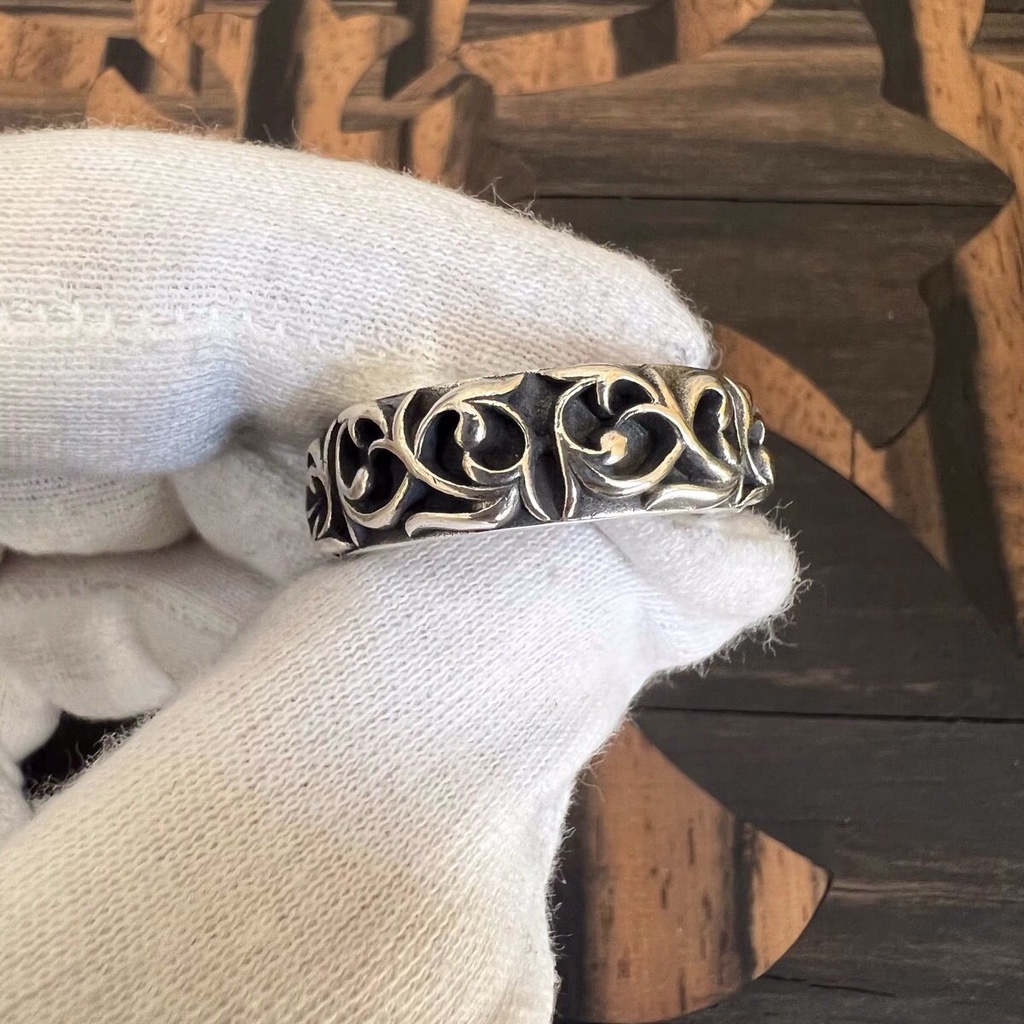 Chrome hearts eternity vine band clearance ring