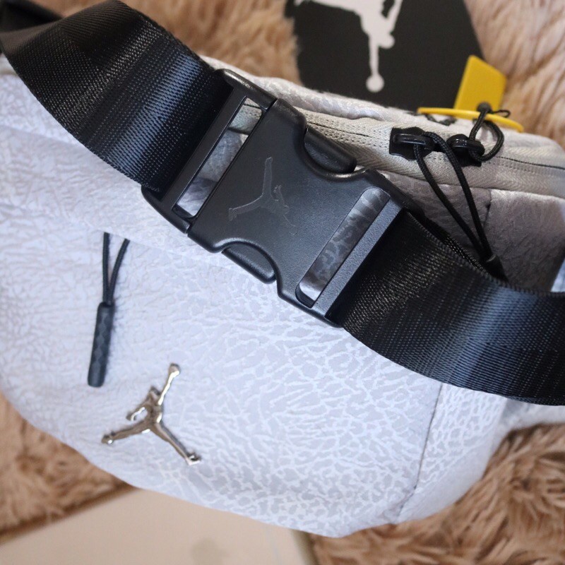 Jordan metal jumpman crossbody bag best sale