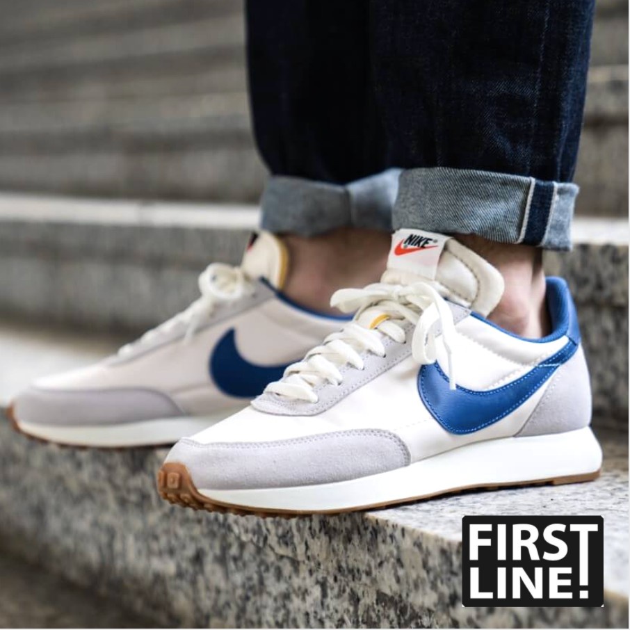 Nike 198 hot sale tailwind sneakers