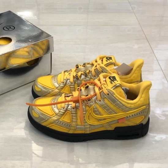 Gold and black hot sale running shoes