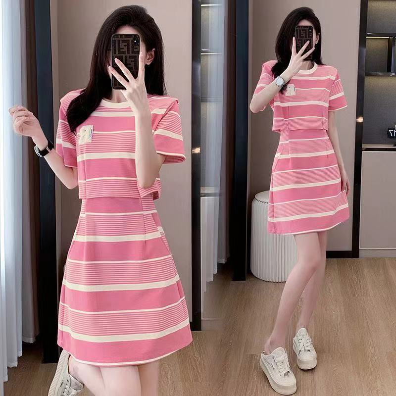 Ready Stock Summer New Style Short Sleeved Striped Dress Large Size Dress Korean Version Round Neck Fake Two19757