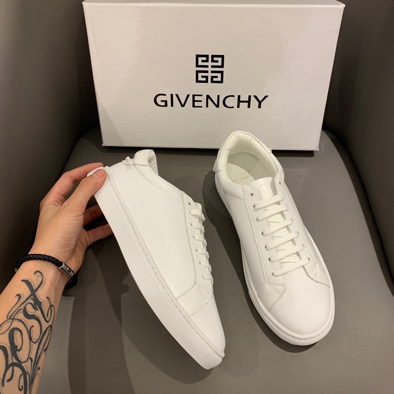 Givenchy paris strap on sale sneakers in leather price