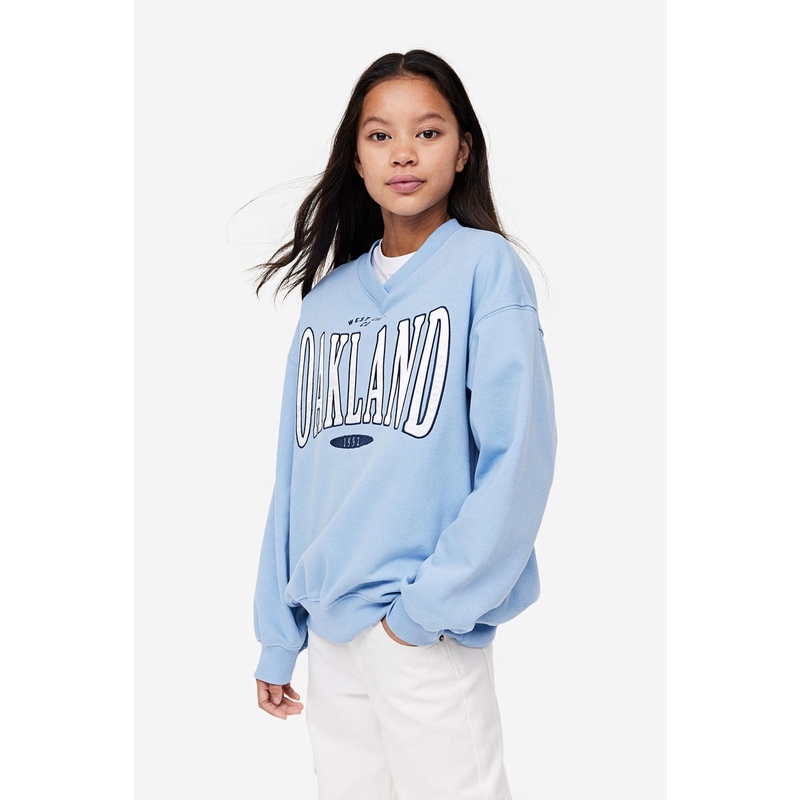 H&M - Oversized sweatshirt - Blue Light | Shopee Singapore