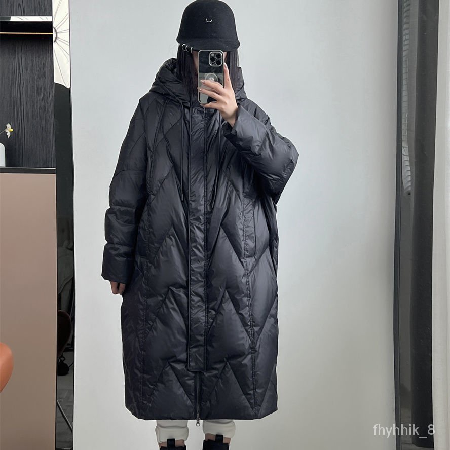 Below the outlet knee parka