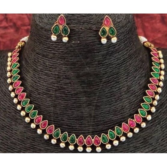Premium quality ruby green necklace set with earrings (35 GMS) | Shopee ...