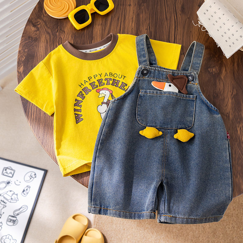 Duck Print Baby Clothing Set – 4-Piece Summer Outfit (Shirt, Shorts, Cap & Bib) – Beige main image 0