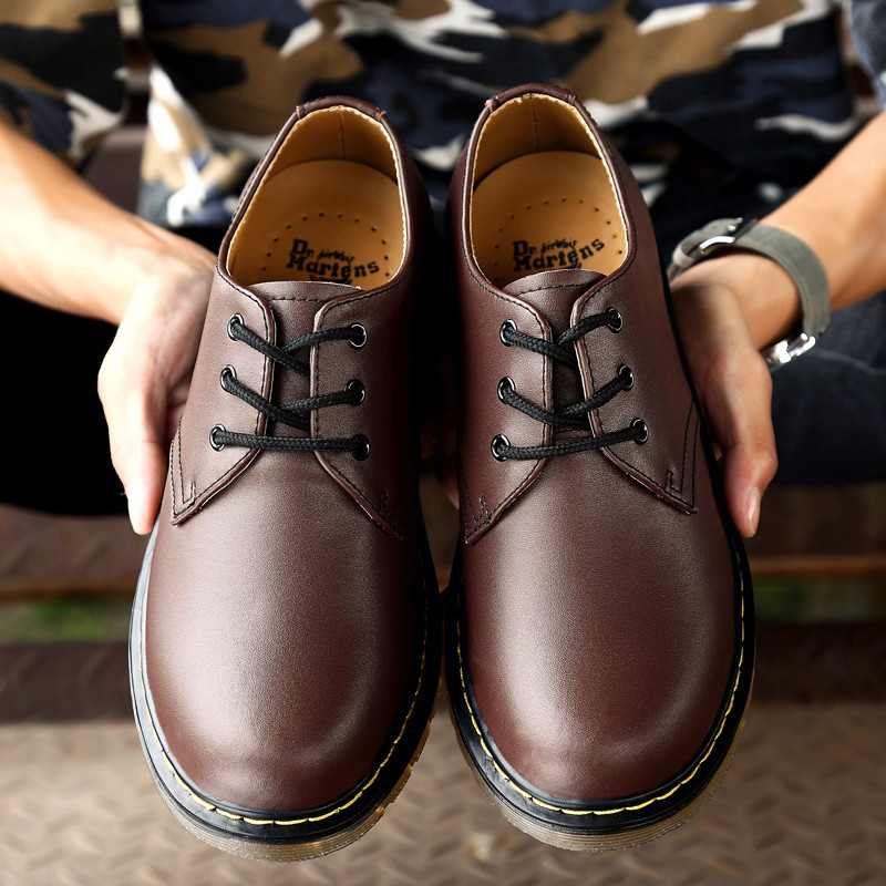 Quality Assurance Large Size Couple Low Top Martin Boots New England Martin Shoes Low Top Martin Boots Classic Martin Shoes Genuine Leather Overalls Cowhide Couple Low Top Martin Boots Formal Shoes Le...
