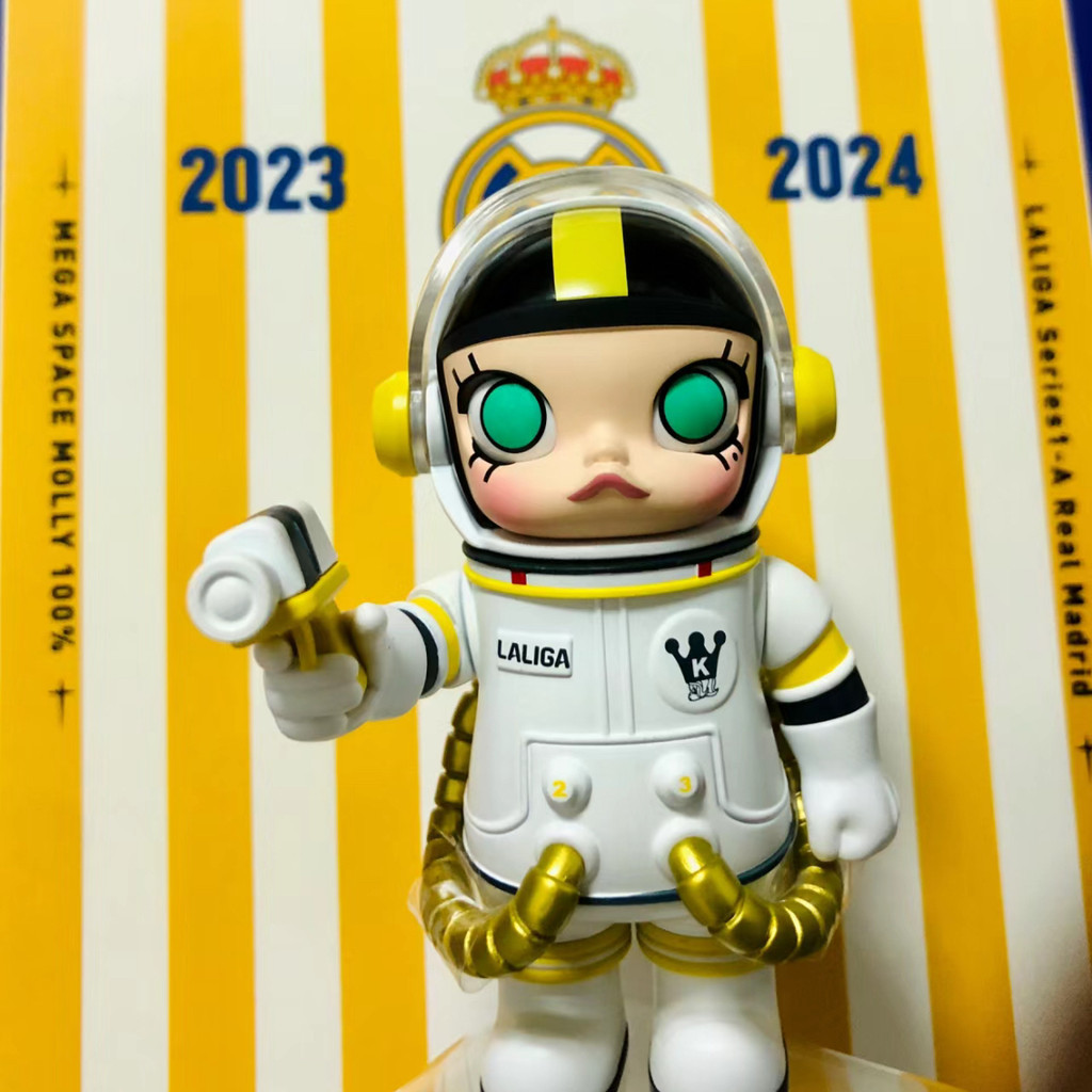 Pop Mart Mega Collection - Mega Space Molly 100% Laliga Ea Sports Series ( Real Madrid) | HobbyDigi.com Online Shop