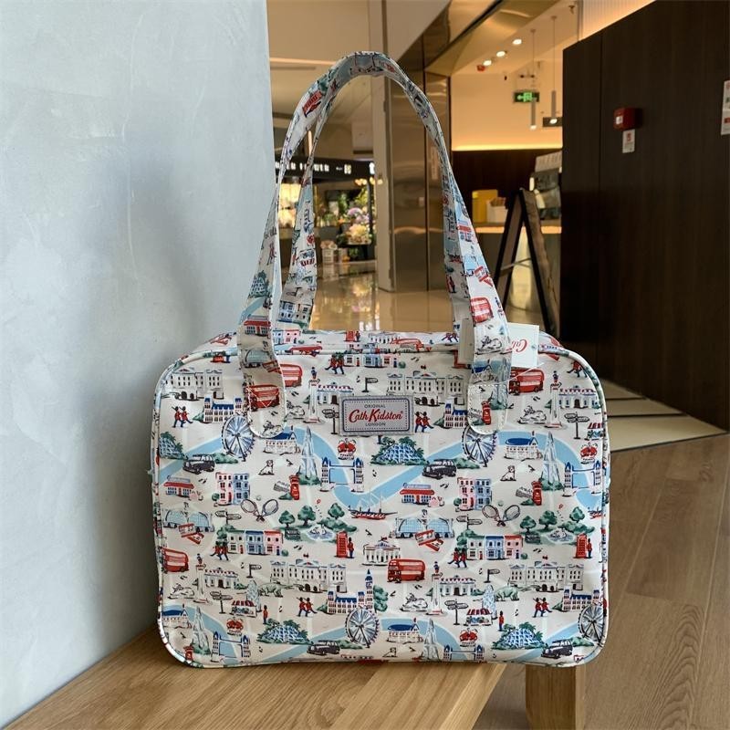 Cath kidston British Town Scenery Shoulder Bag Large Waterproof Gym Bag Smiley Mommy Bag Outing Travel Bag