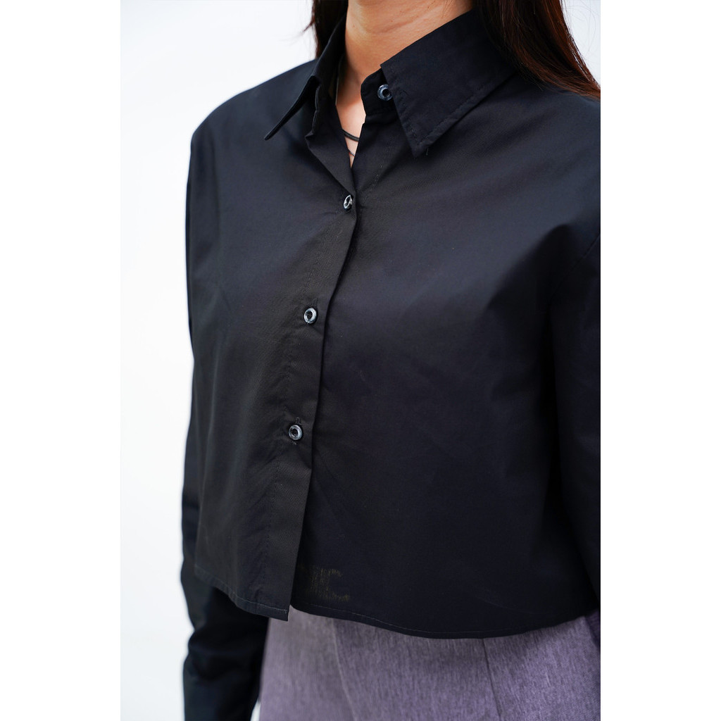 Michael's Collection - Emma Crop Shirt - Gambar 2