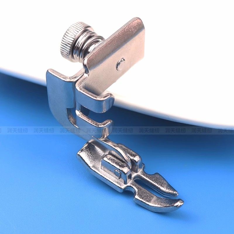 Old-fashioned Pedal Sewing Machine Invisible Zipper Presser Foot ...