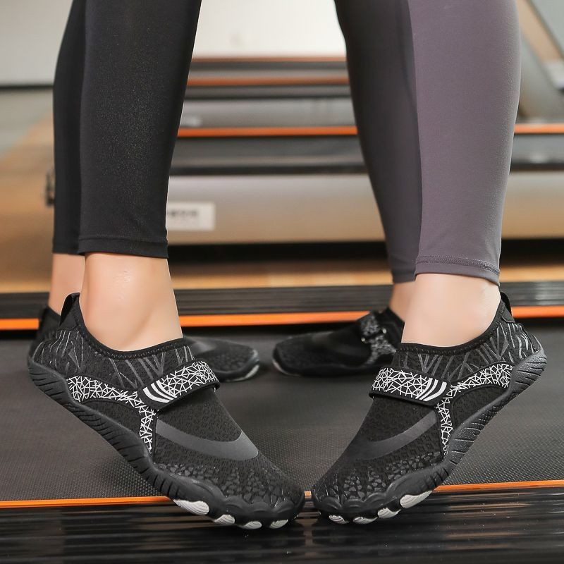 New Products in stock Indoor fitness shoes silent shock a Indoor fitness shoes silent shock Absorption Treadmill shoes Men s Home Sports Pilent Jumping Exercise Yoga shoes Women s River Tracking shoes...