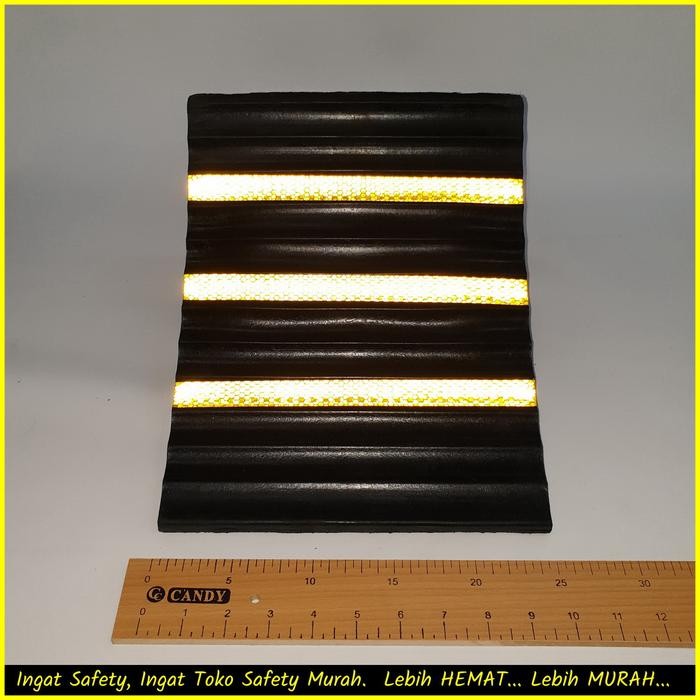 Rubber Tire Chock / Large Car Parking Chock / Wheel Retainer / Rubber ...