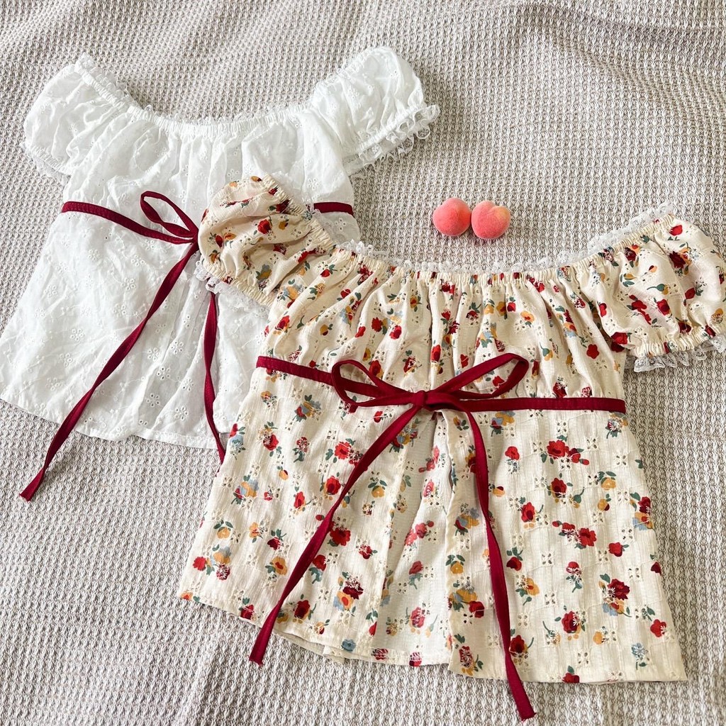 Merry Lace Blouse