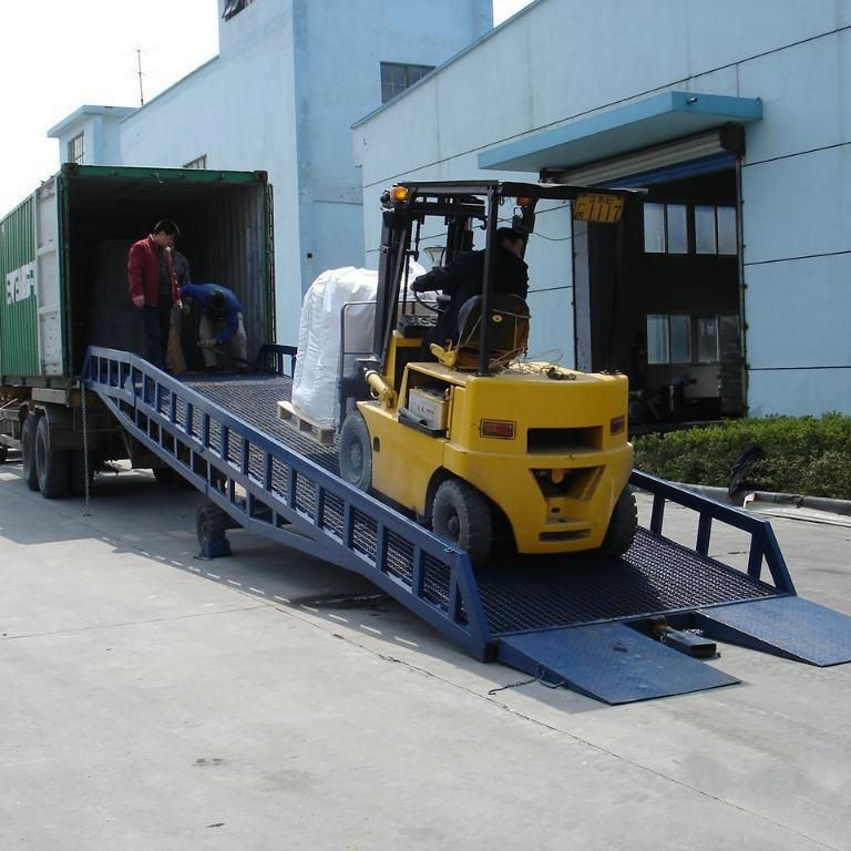 Mobile boarding bridge loading platform Electric loading and unloading ...