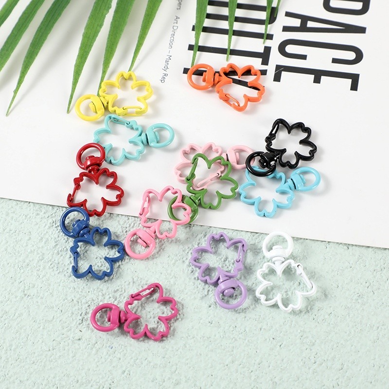 Zinc Alloy Keychain Baked Paint Colored Keychain Keychain Flower Buckle
