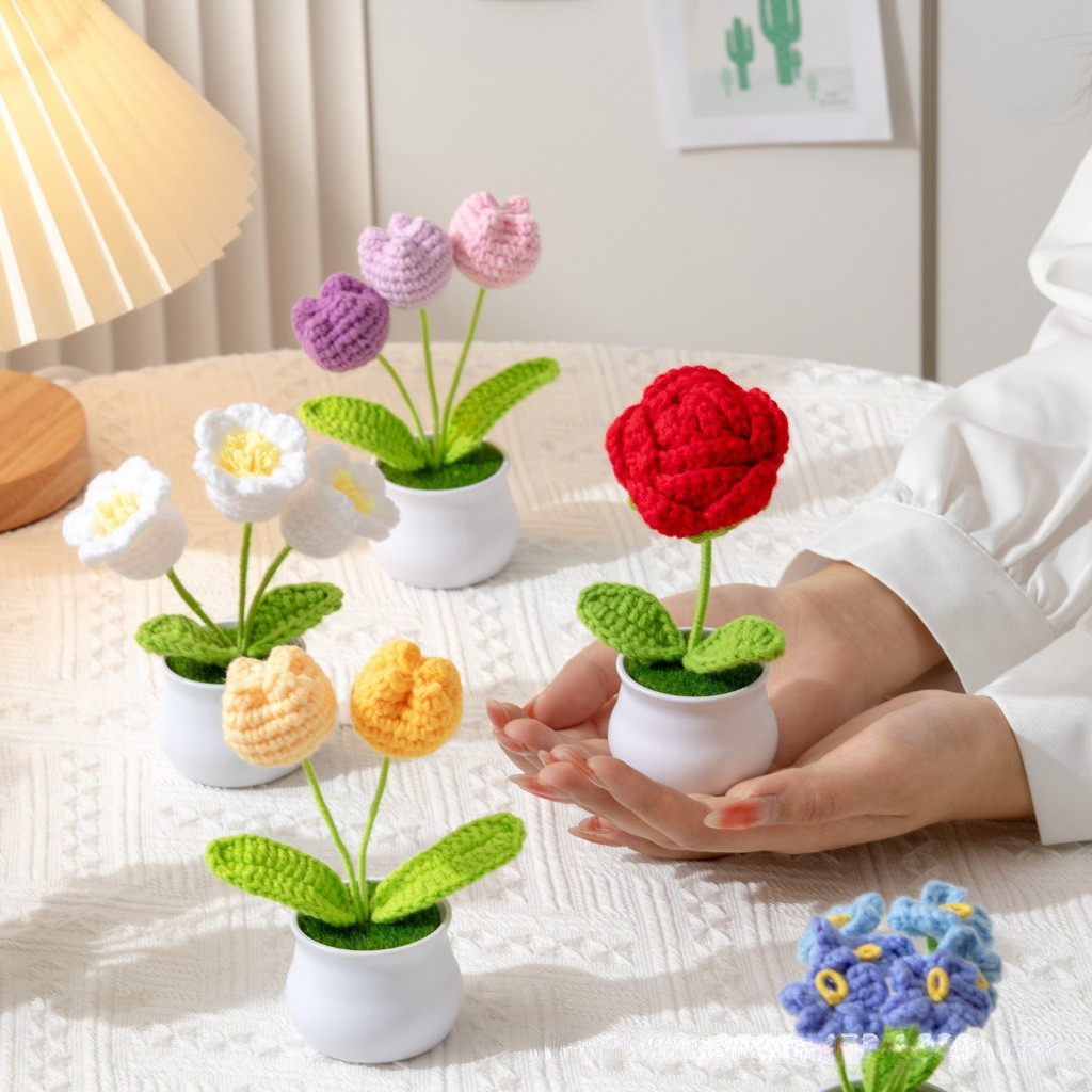 Handmade Mini Knitting Potted Flowers Lovely Forget-me-not Wool