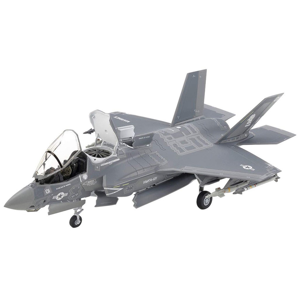 1/72 Scale War Bird Collection No.02 F/A-18 Hornet Model - Japan Import