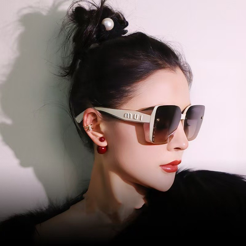 New Style Unique Trendy Women s Sunglasses Influencer All Match High End Sense Anti