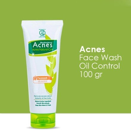 Acnes Natural Care Face Wash Oil Control 100gr - 50gr / Merah Jingga Official - Gambar 4