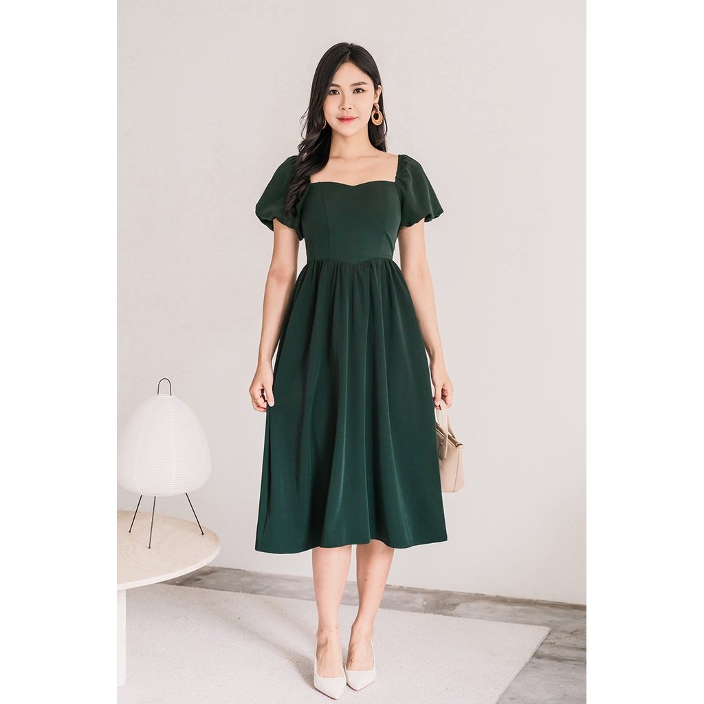 Kaylee Padded Curved Waist Midi Dress (Emerald) | Shopee Singapore