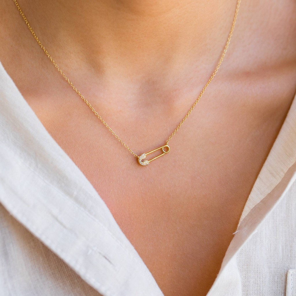Diamond safety pin necklace deals