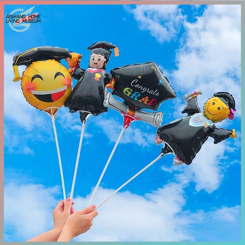 Student Graduation Season Smiley Face Balloon Decoration Kindergarten ...