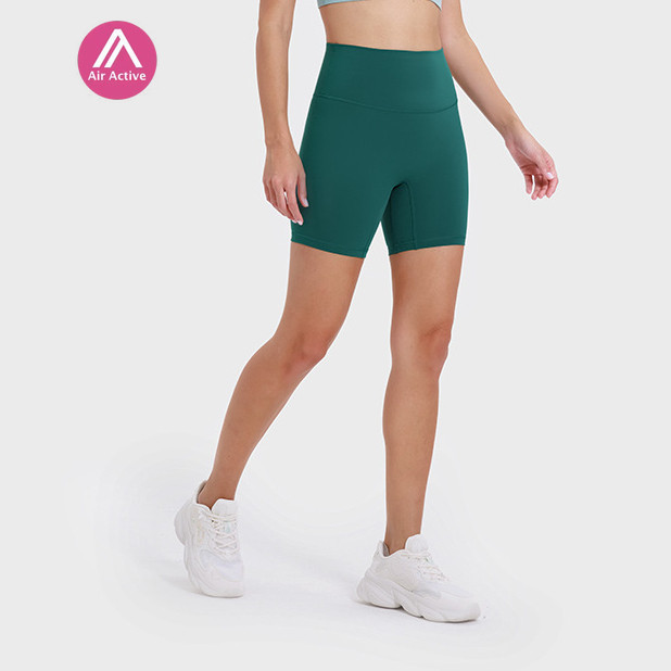 SKIN BREATHING SIDE HOLE SHORTS