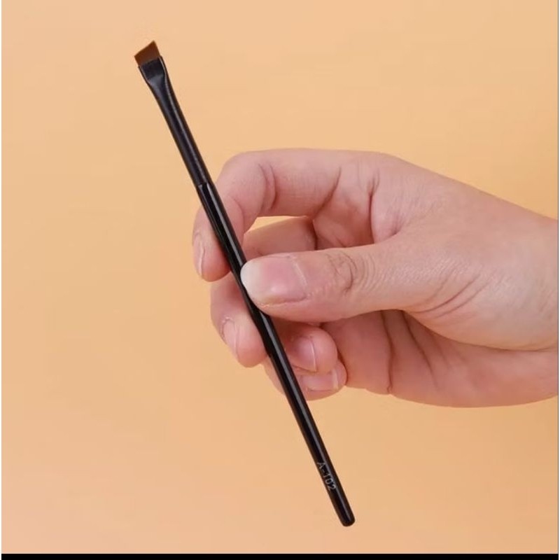 1PCS Kuas Alis Eyeliner Brush Pen Super Tipis Miring Aksesoris Make Up Rias Eyebrow Eye Liner Makeup A026 - Gambar 4
