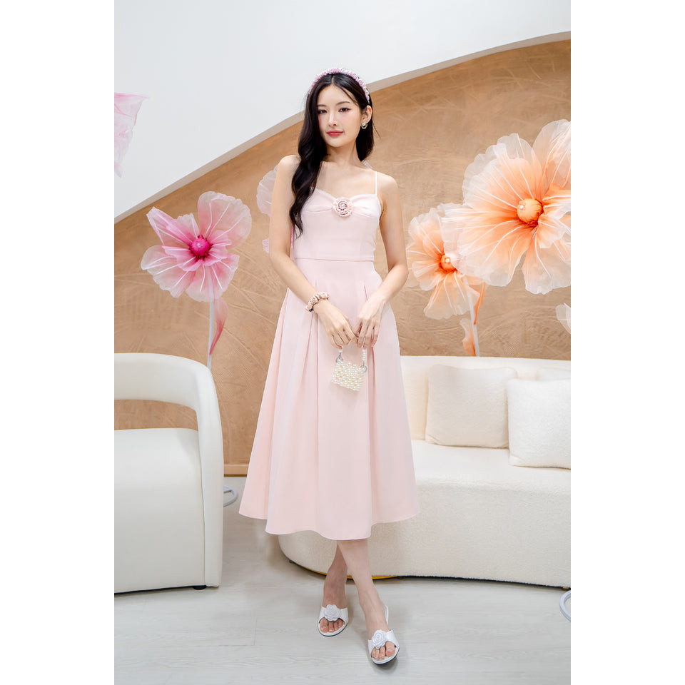 LAURELL EXQUISITE PEARL MAXI DRESS IN LIGHT PINK | Shopee Singapore