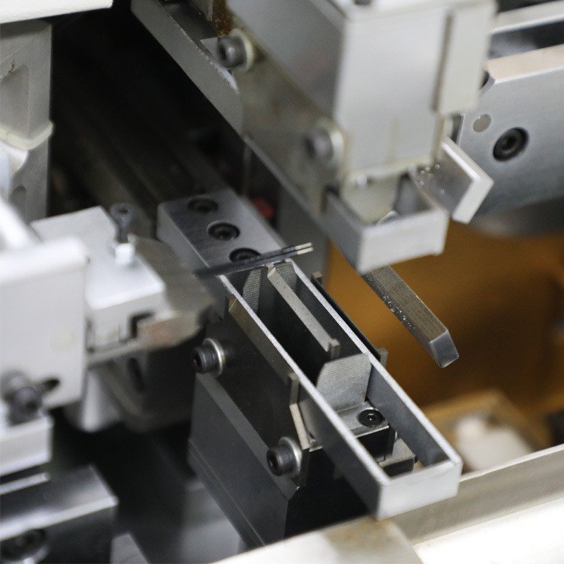 Fully Automatic Wire Cutting and Soldering Terminal Crimping Machine ...