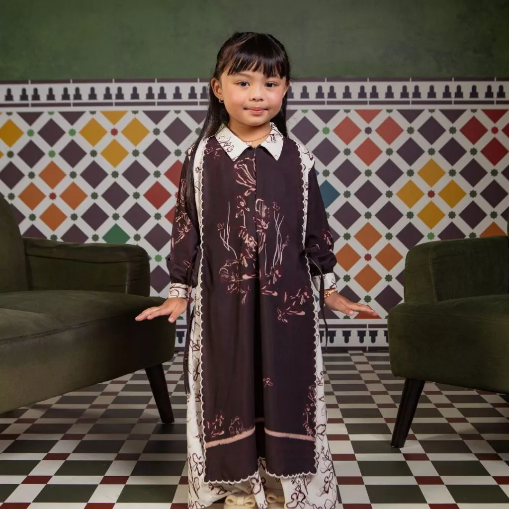 Lozy Hijab - Linea Dress Kids Lozy x Lesti (Gamis Dress Anak Sarimbit Bahan Poly Flowy Luxury Anti UV)