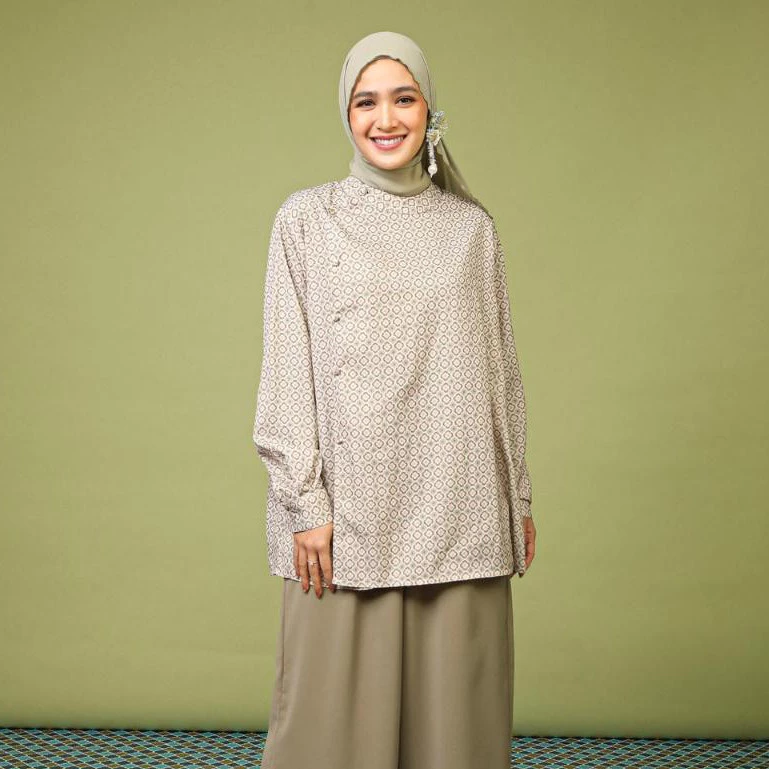 Lozy Hijab - Richa Blouse (Atasan Motif Print Bahan)