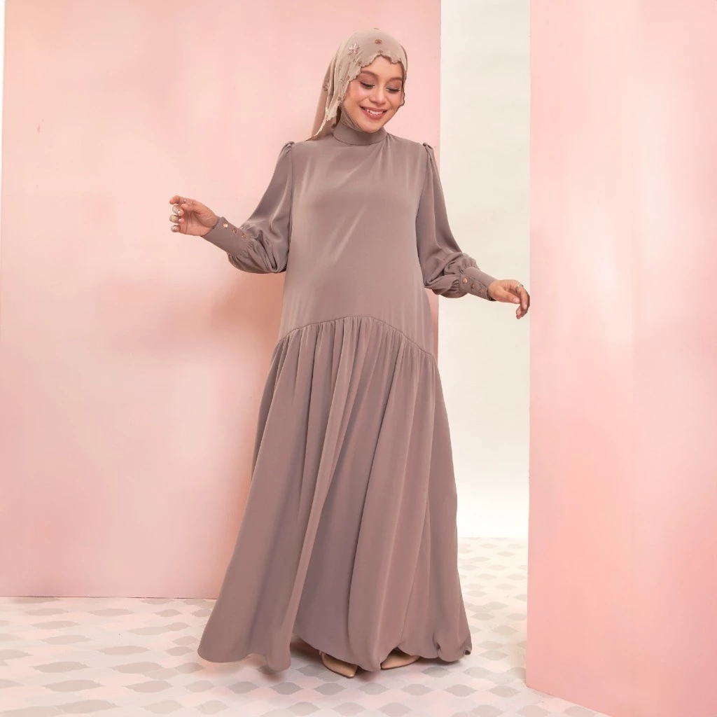 Lozy Hijab - Lesti Dress Lozy x Lesti (Long Dress Bahan Poly Flowy Anti UV )