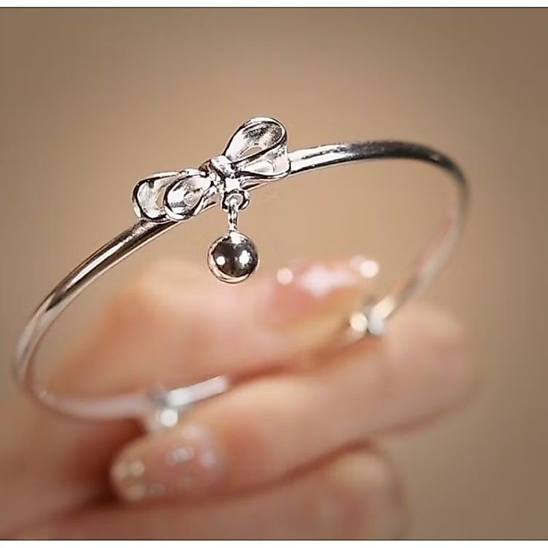 1PCS Gelang Tangan Wanita Motif Pita Bandul Lonceng Aksesoris Fashion Gelang Bangle Adjustable Model Korean Warna Silver A349 - Gambar 4