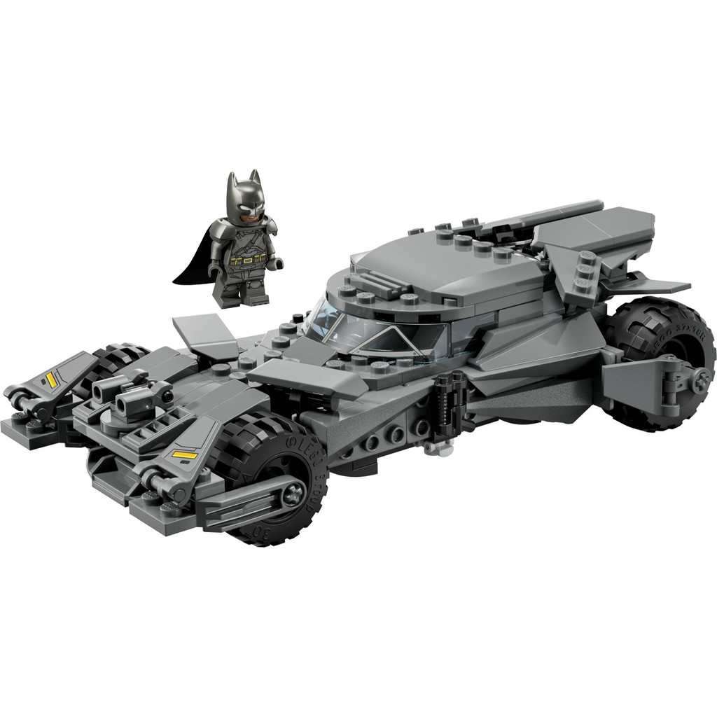 LEGO Super Heroes DC 76331 Batman v Superman Batmobile (220 Pieces), Mainan Anak Laki-Laki, Mainan Mobil, Mainan Block - Gambar 2