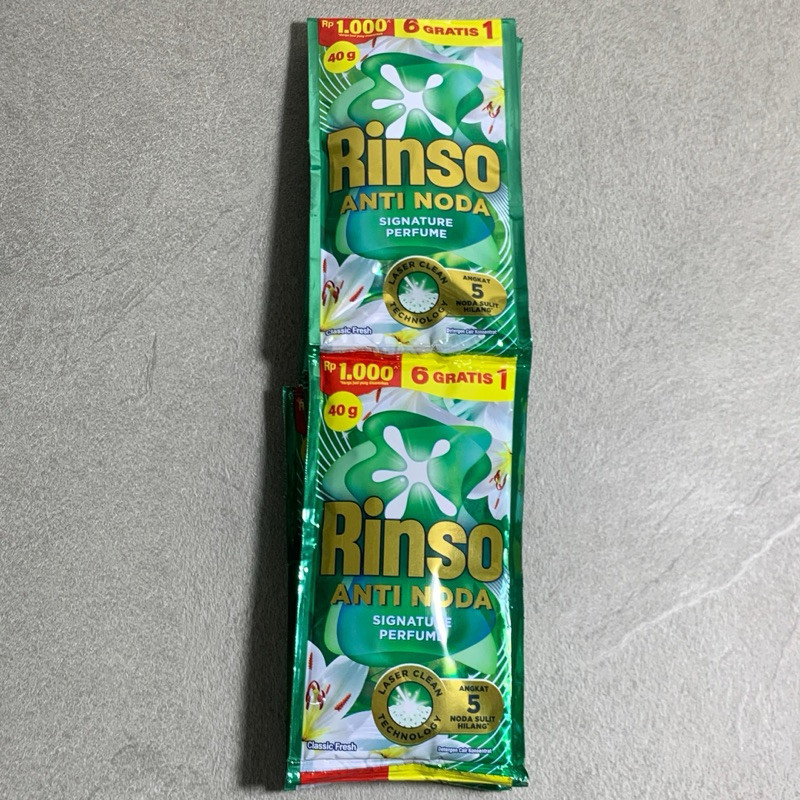 Rinso Detergen Cair Perfume Anti Noda Renceng 40g - Gambar 2