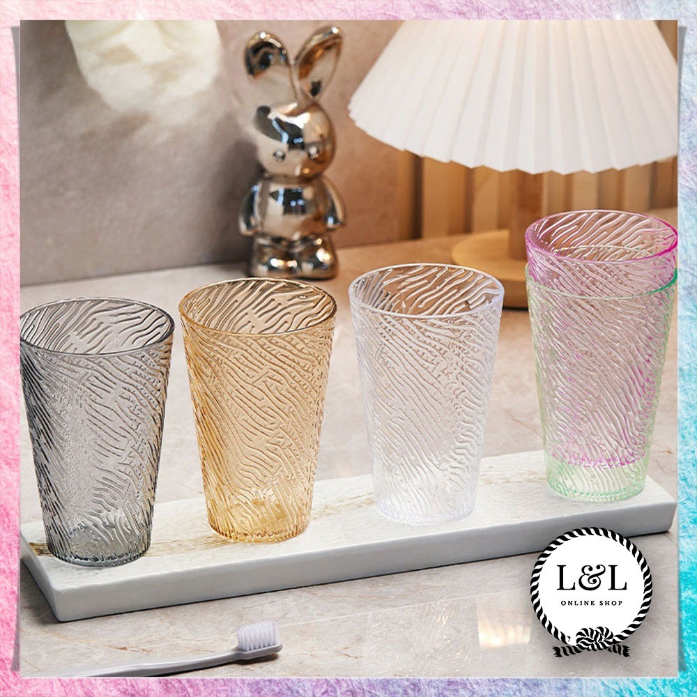 Transparent Plastic Cups with Unique, Beautiful, Light, and ...