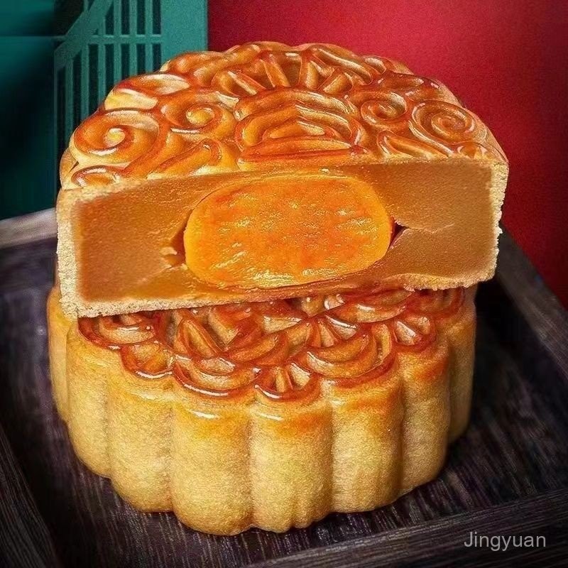 Egg yolk Cantonese mooncake packaging