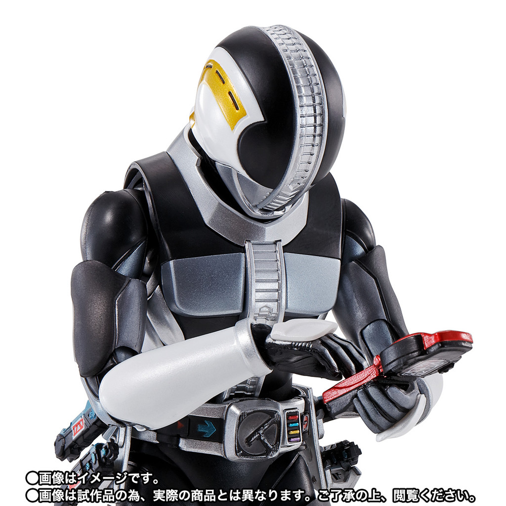 Monster Ready Stock Bandai SHF Real Bone Carving Kamen Rider Den-O ...