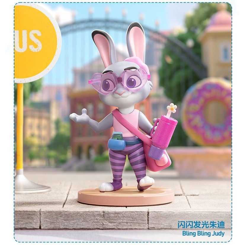 Crazy rabbit フィギュア Kite-fly-kai Rabbit Miniature Crazy Rabbit