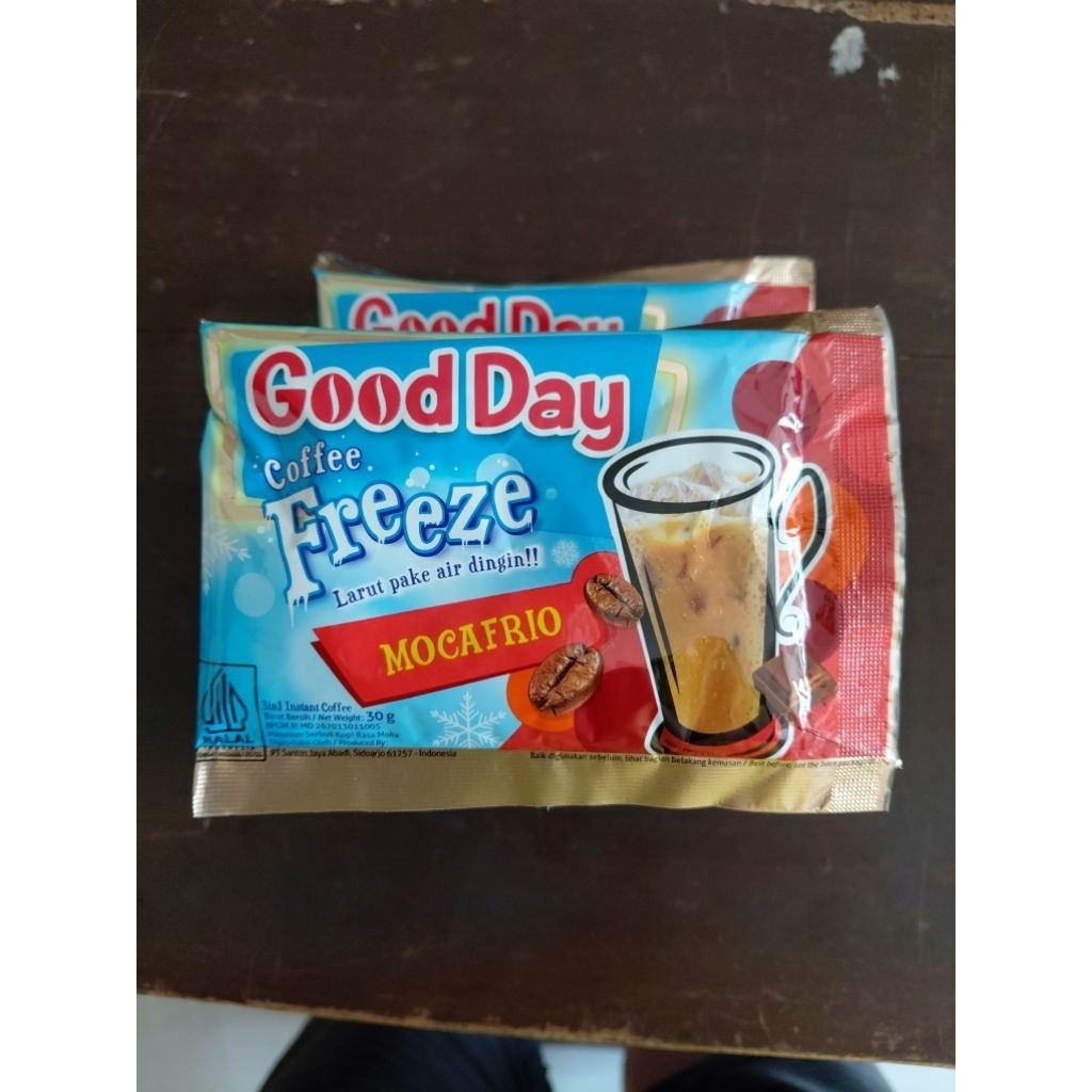 Kopi Good Day Freeze Moccafrio Renceng isi 10 - Gambar 4