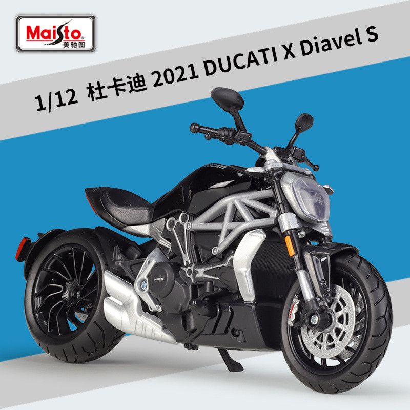 Modèle réduit Maisto Ducati Diavel S 1:12 Modèle réduit de moto Modèle réduit Maisto Ducati Diavel S 1:12 Modèle réduit de moto